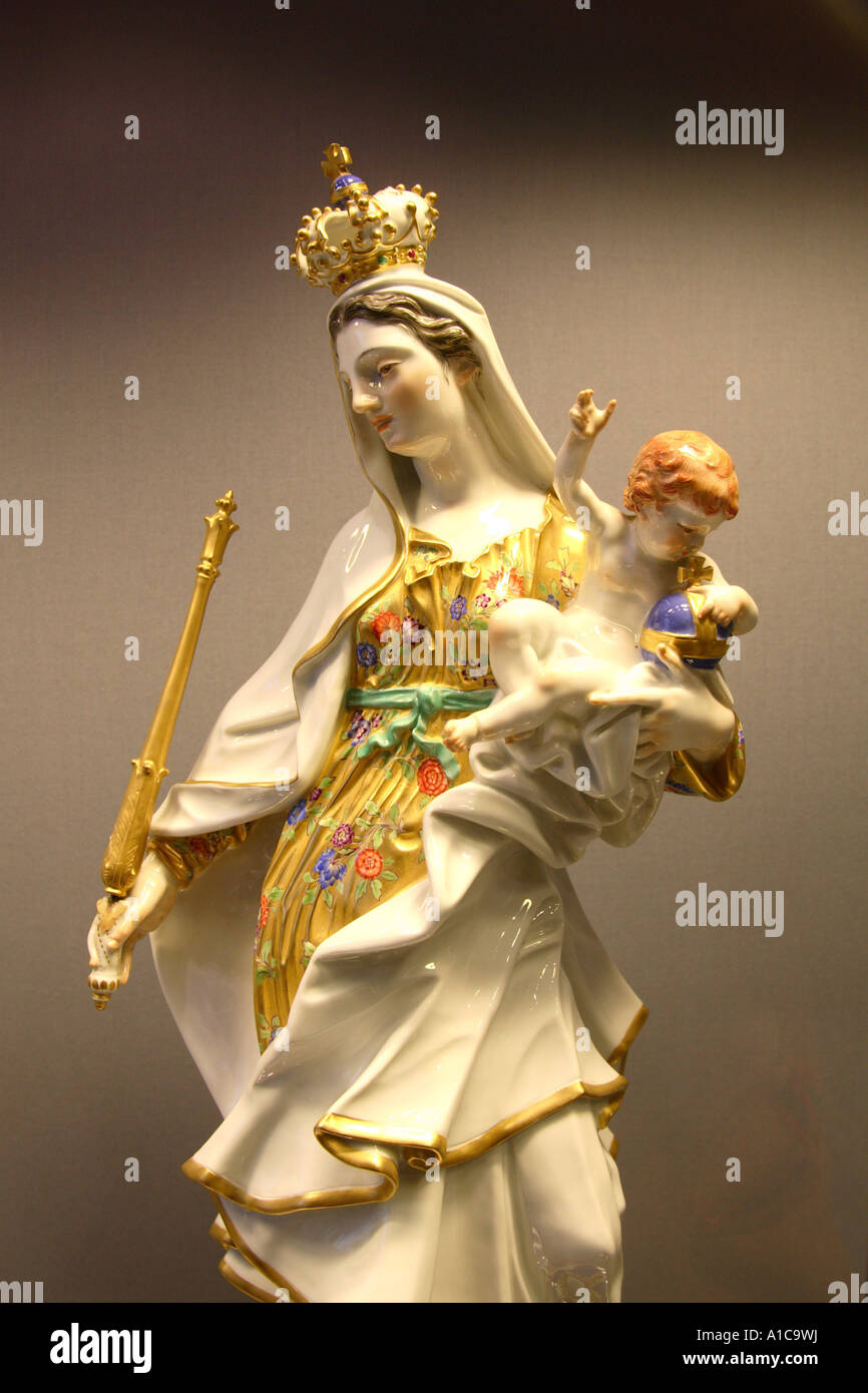 Figur: Maria mit Kind, Deutschland, Sachsen, Meißen Stockfoto