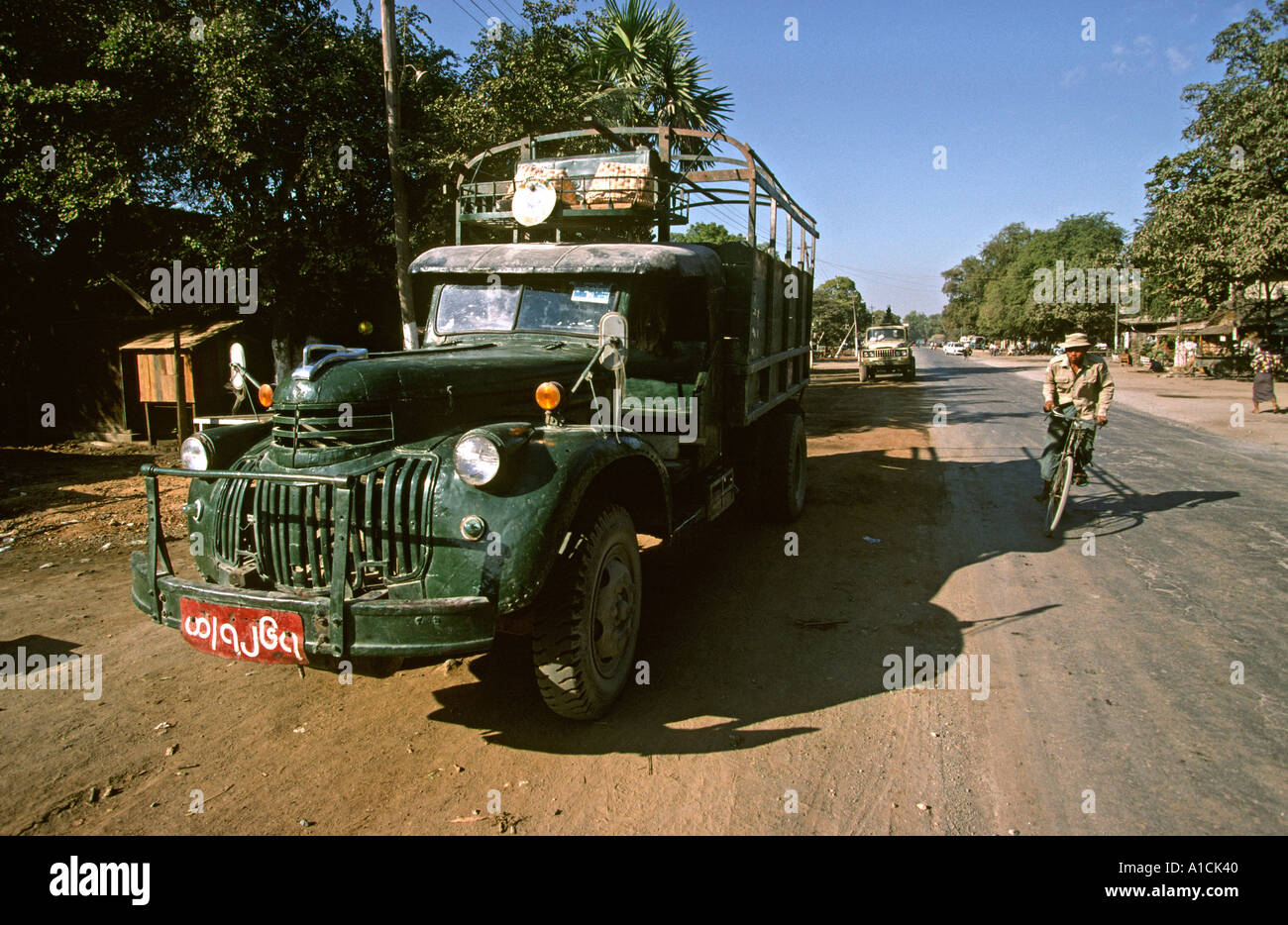 Myanmar Burma Pyin Oo Lwin früher Maymyo transportieren zweiten Weltkrieg Vintage American Chevrolet LKW noch in Betrieb Stockfoto