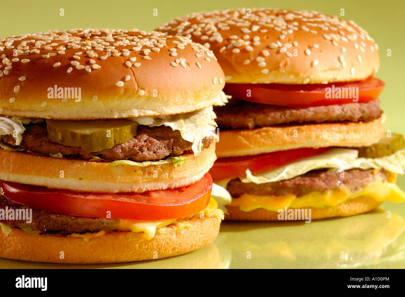 Zwei Hamburger appetitlich Stockfoto