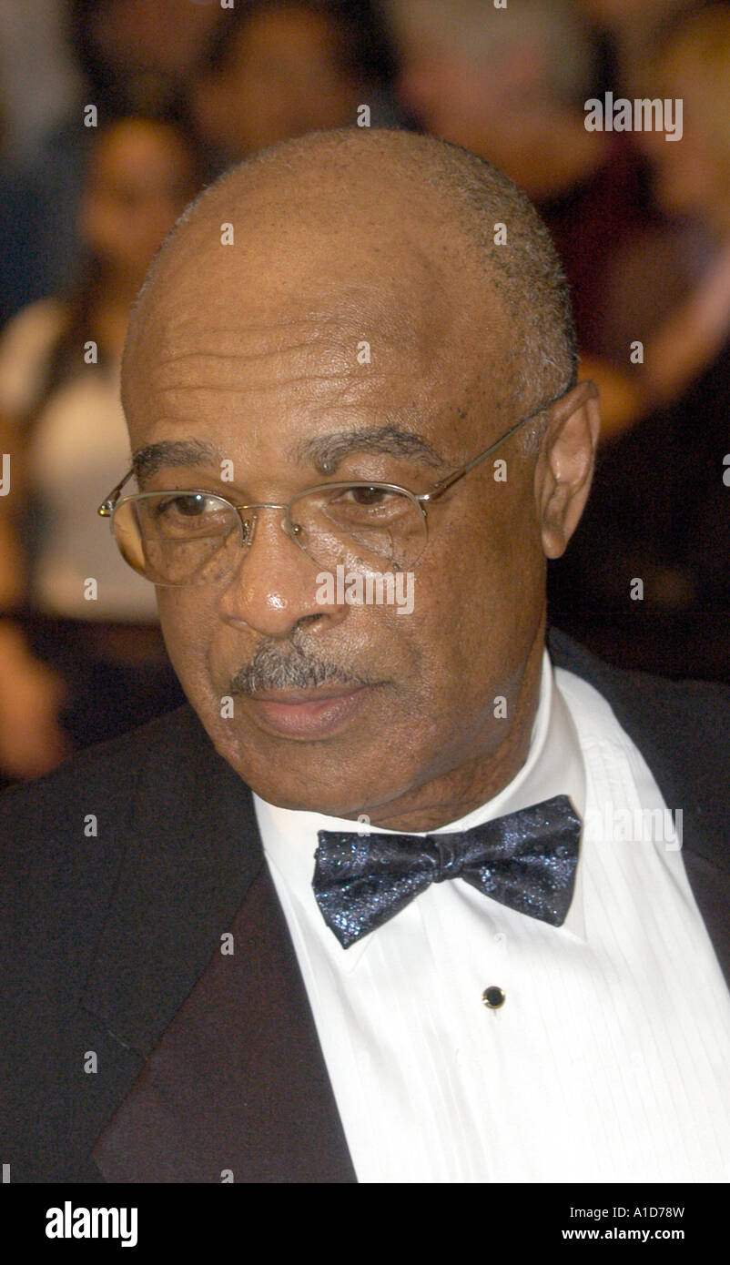 Bildungsministerin Rod Paige kommt bei der jährlichen weiße Haus Korrespondent S ASSOCIATION DINNER. Stockfoto