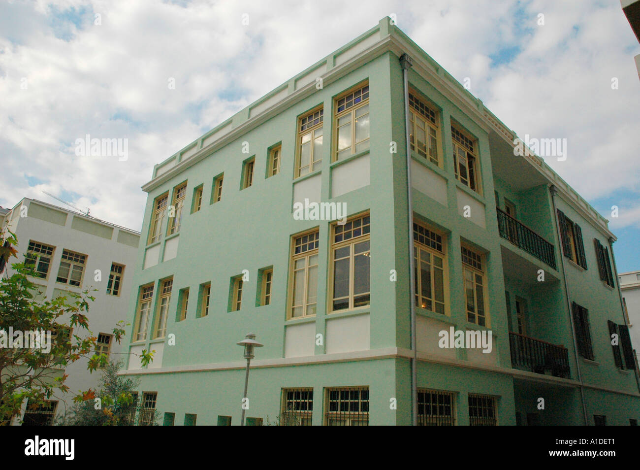 Alten Bauhaus-Stil Gebäude im Rothschild Boulevard Tel Aviv Israel Stockfoto