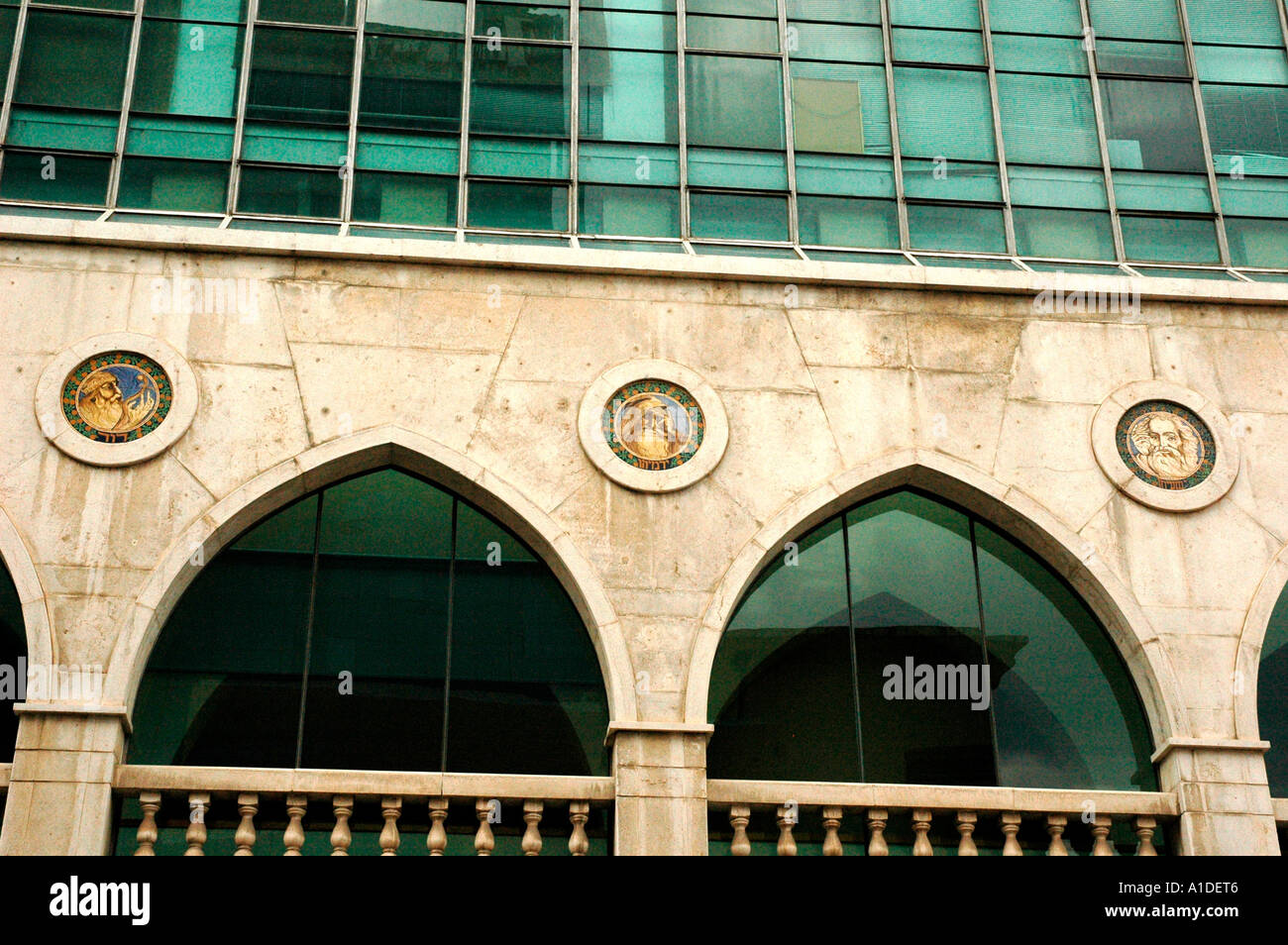 Alten Bauhaus-Stil Gebäude in Achad Haam Street Tel Aviv Israel Stockfoto