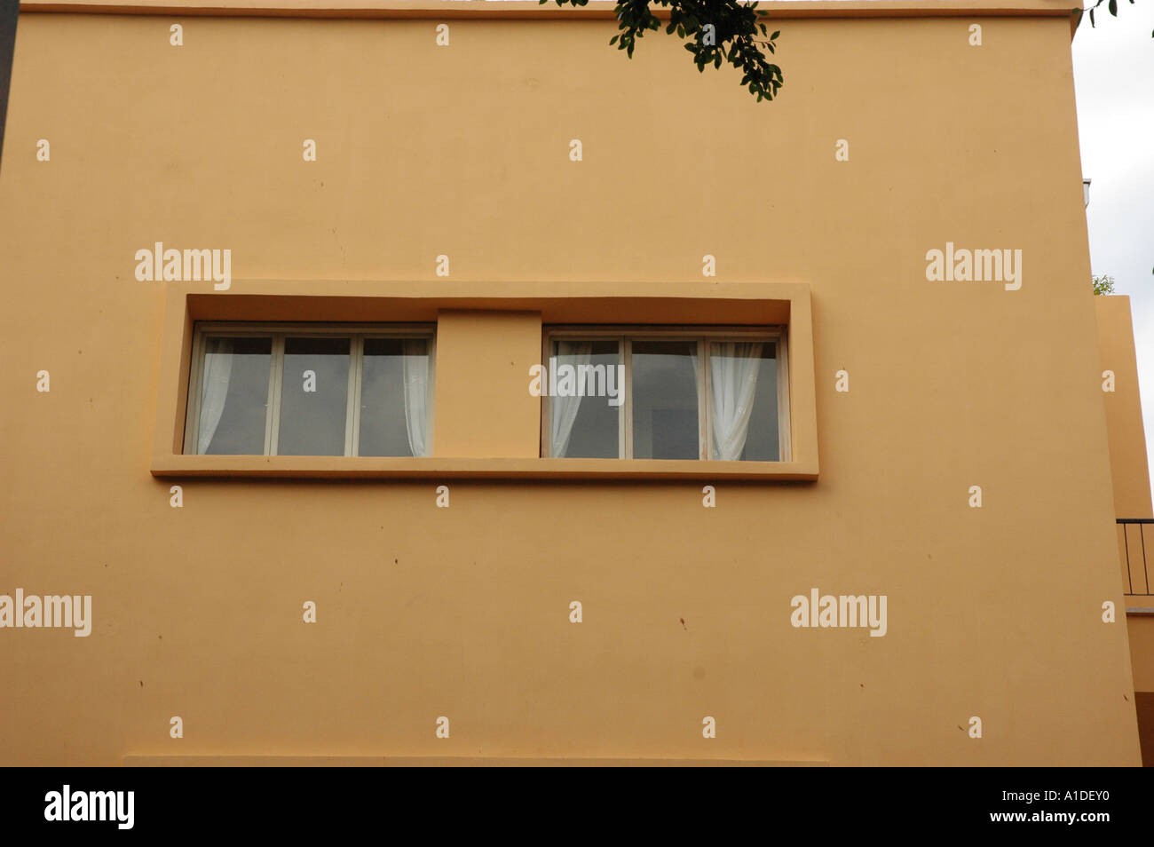 Alten Bauhaus-Stil Gebäude im Rothschild Boulevard Tel Aviv Israel Stockfoto