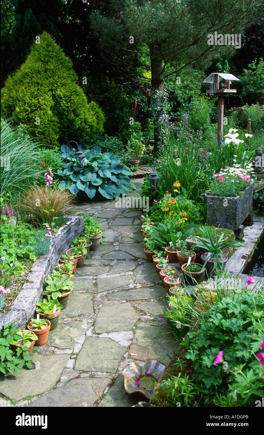 Weg durch s Garten Stockfoto