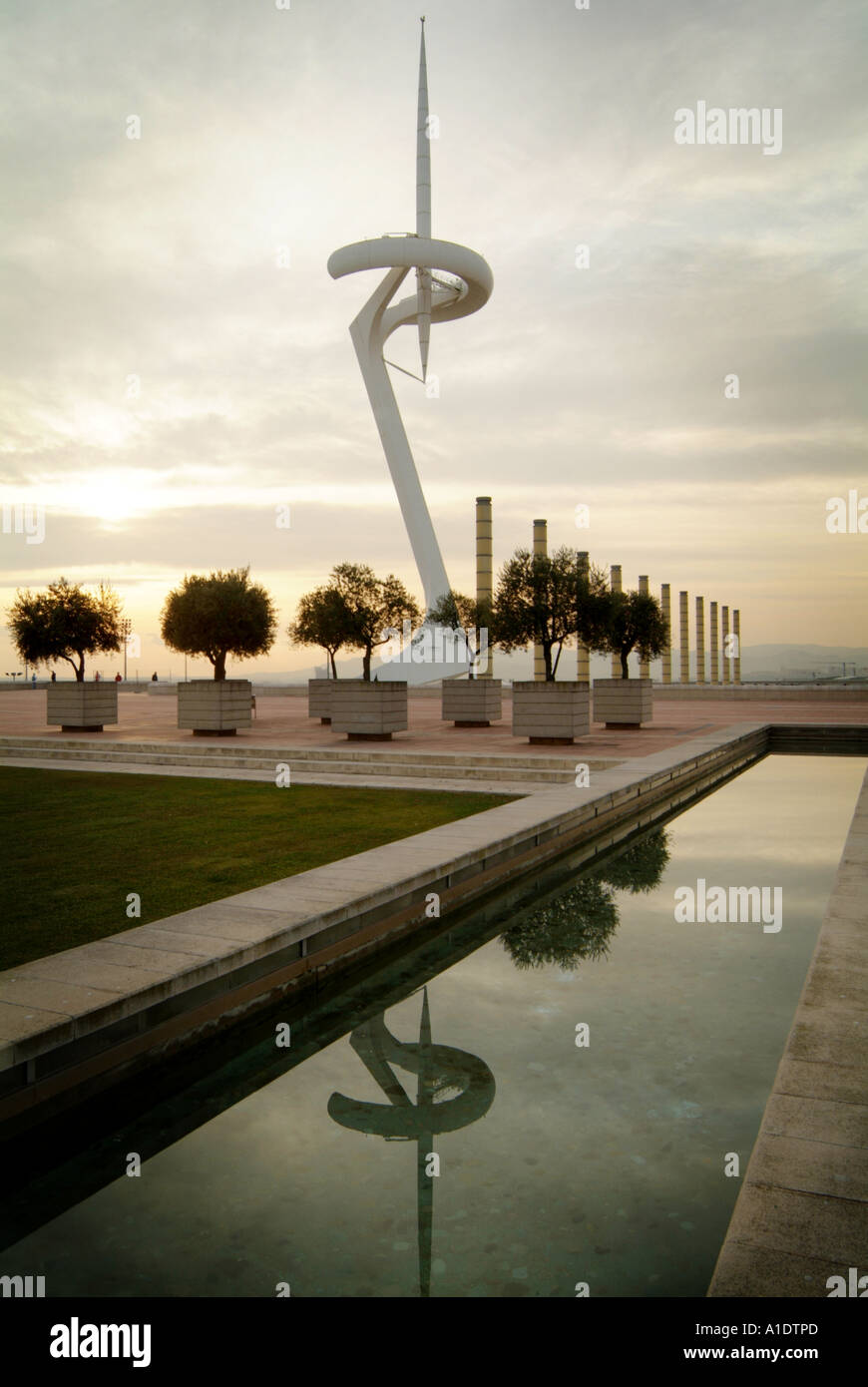 Telefonica, Kommunikation, Antenne, Mast, Telefon, Olympiastadion,  Barcelona, Spanien, Spanisch Espanol, Olympische Spiele, Daten,  Telekommunikation Stockfotografie - Alamy