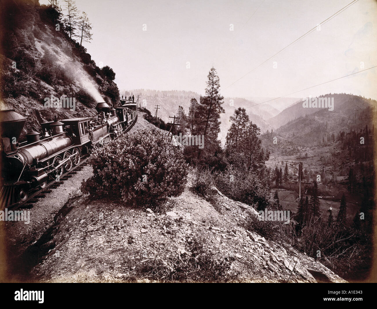 Zentrale pazifische Eisenbahn Zug und Coaches im Yosemite Valley Stockfoto