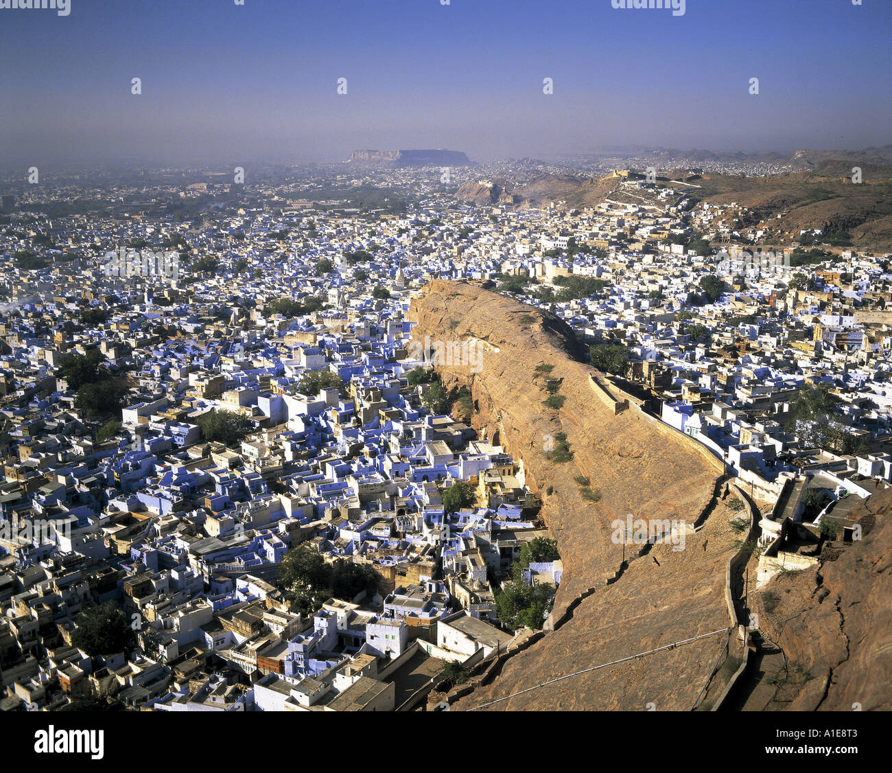 Die blaue Stadt vielbereiste in Rajasthan Indien entnommen Mehrangah Fort Stockfoto