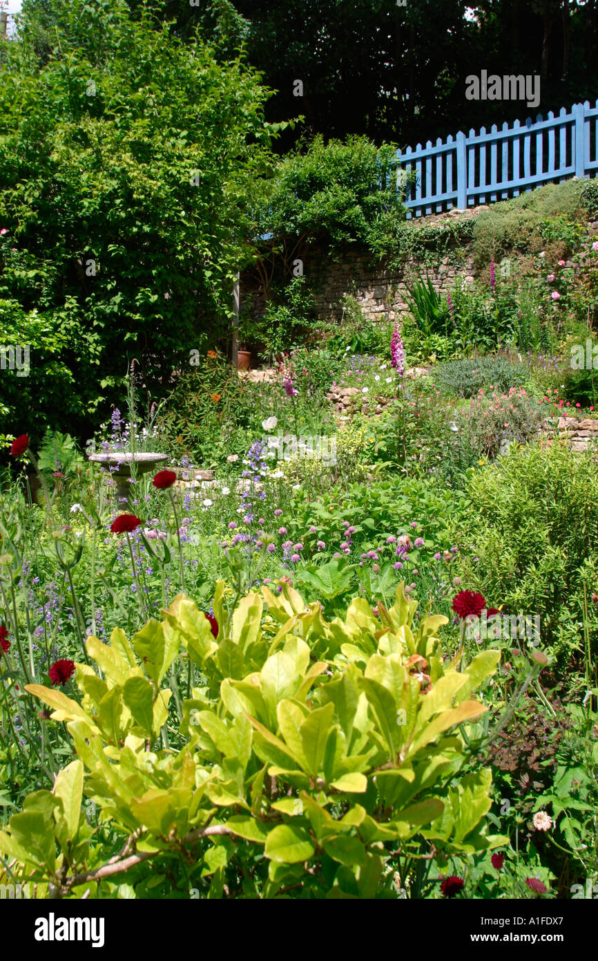 Hang Ferienhaus garten Grenze. Stockfoto