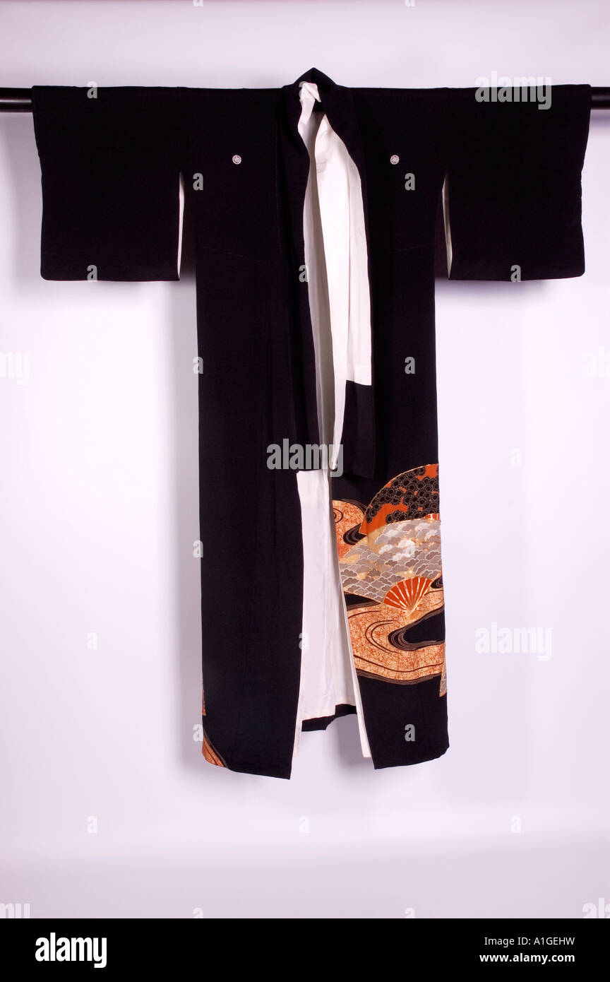 Stock Foto Frontansicht Detail von einem antiken schwarzen japanischen kimono Stockfoto