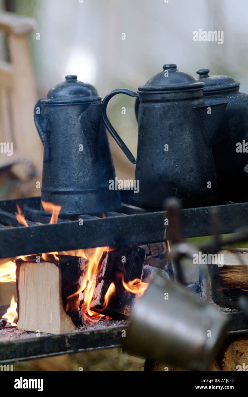 Cowboy kaffeekanne -Fotos und -Bildmaterial in hoher Auflösung – Alamy