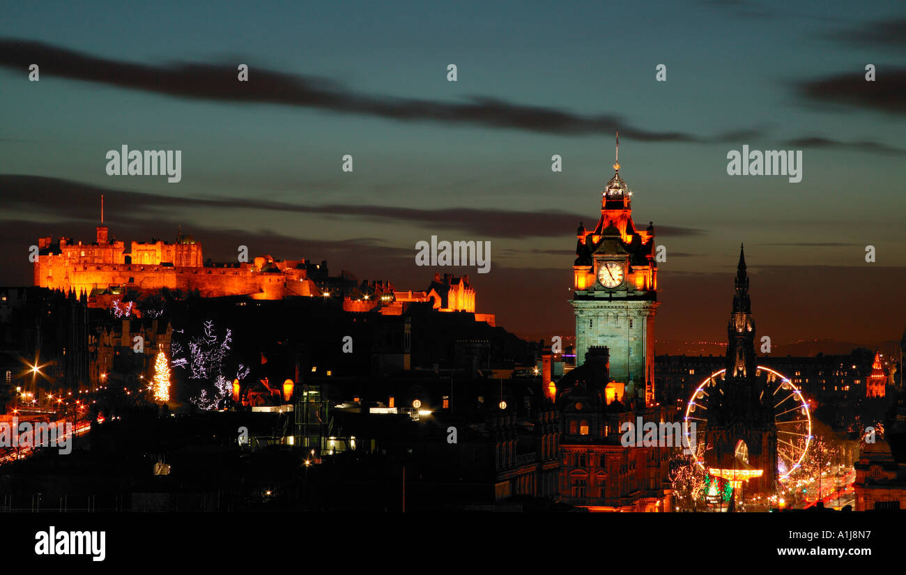 Edinburgh Castle, Skyline der Stadt, Dämmerung, Schottland, UK, Europa Stockfoto