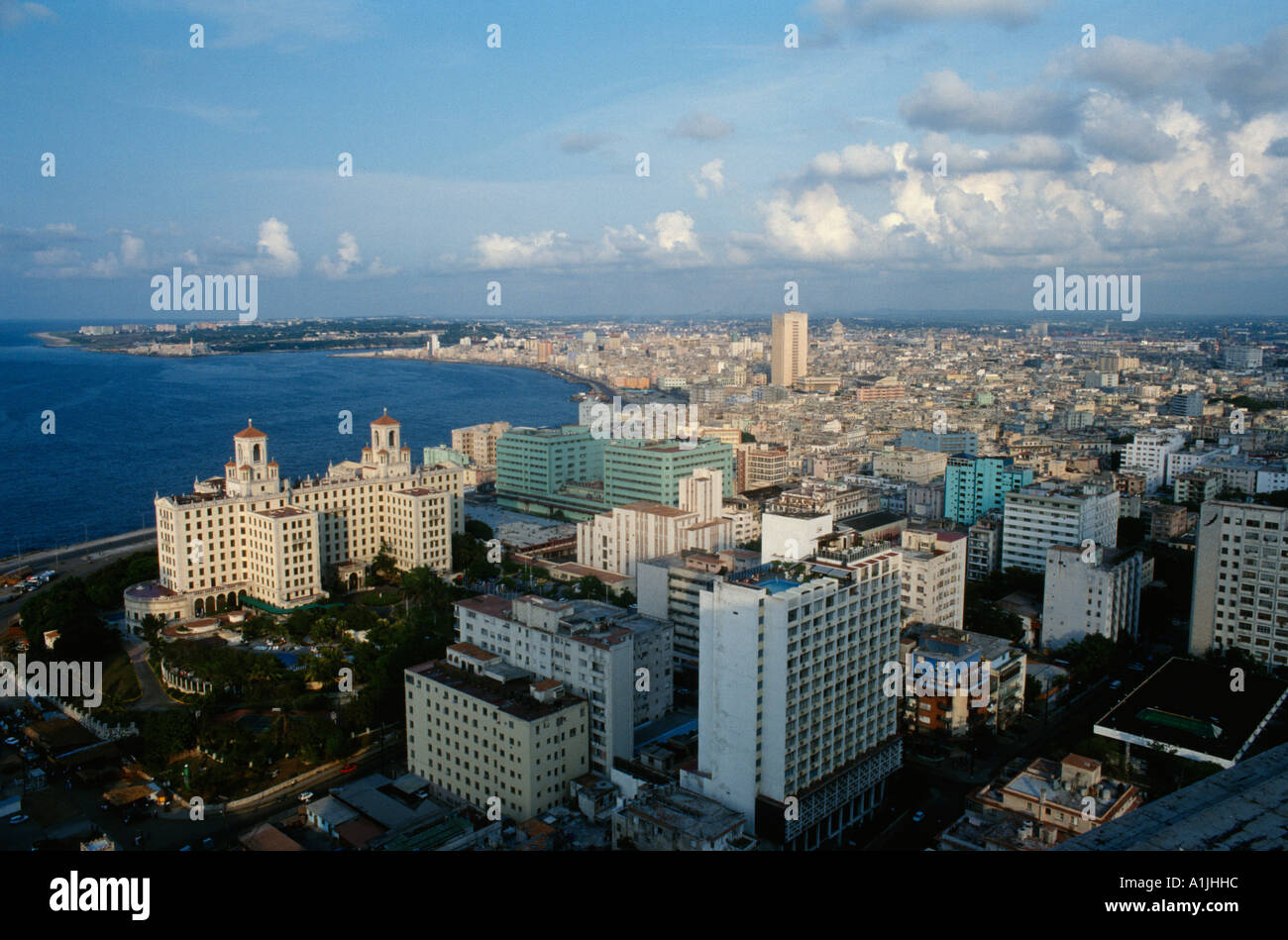 Havanna Kuba Havanna Skyline-Blick Hotel Nacional de Cuba Vordergrund links Stockfoto