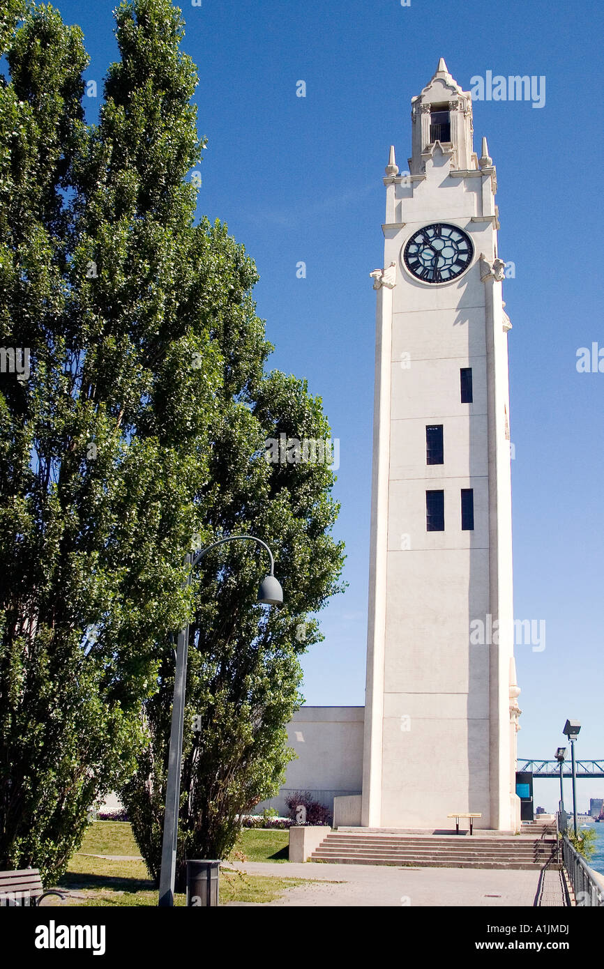 Uhrenturm in der Altstadt von Montreal Stockfoto