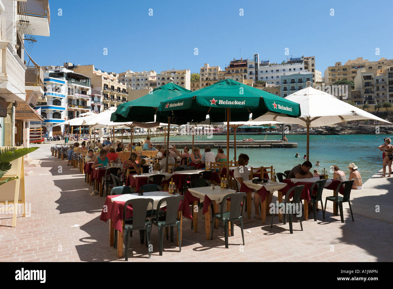 Strandrestaurant, Xlendi, Gozo, Malta Stockfoto