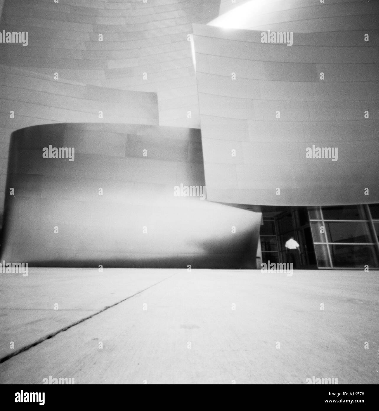 Disney Music Hall Lochkamera Stockfoto