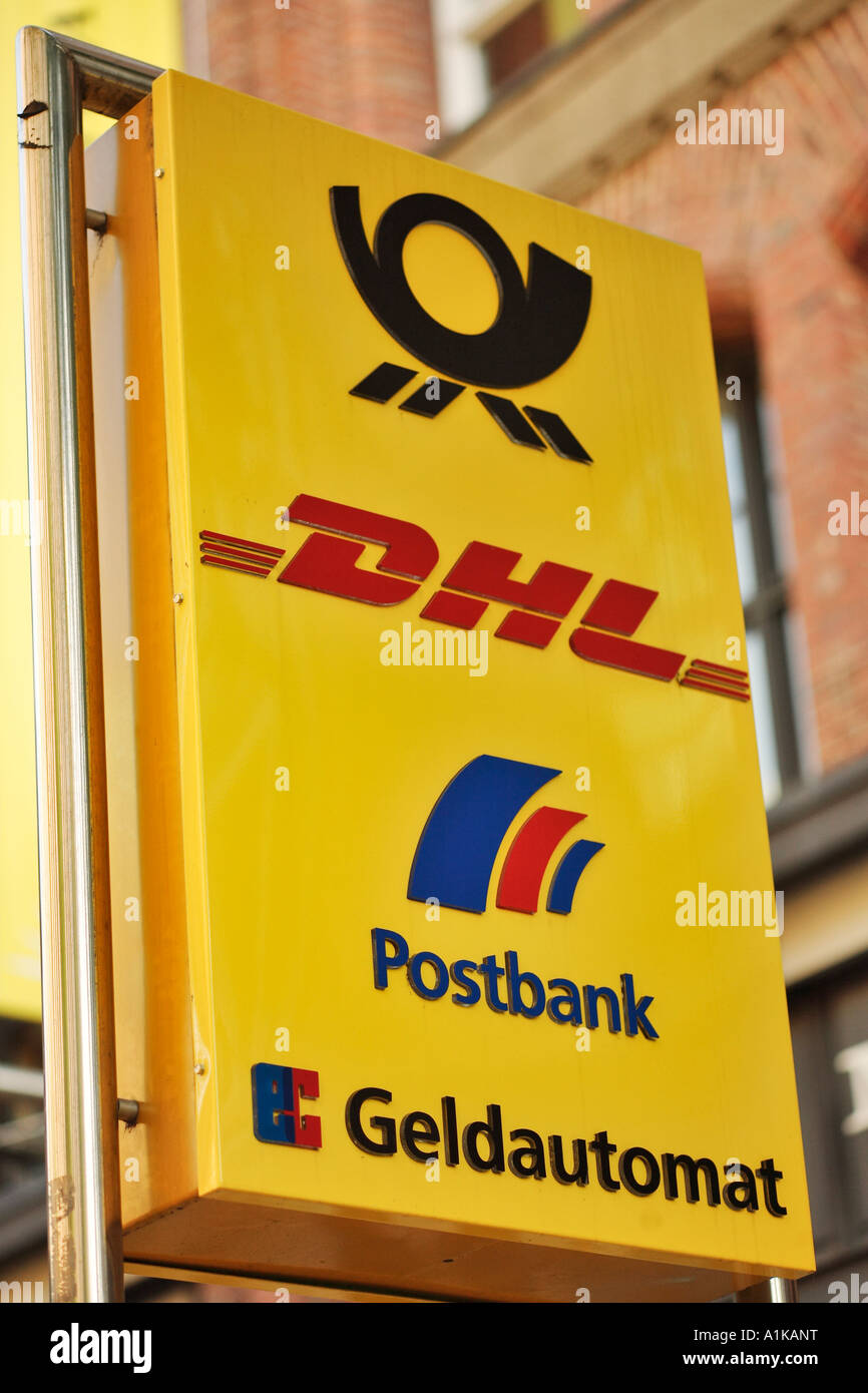 Melden Sie sich mit Logo der Post, DHL und post bank Stockfotografie - Alamy