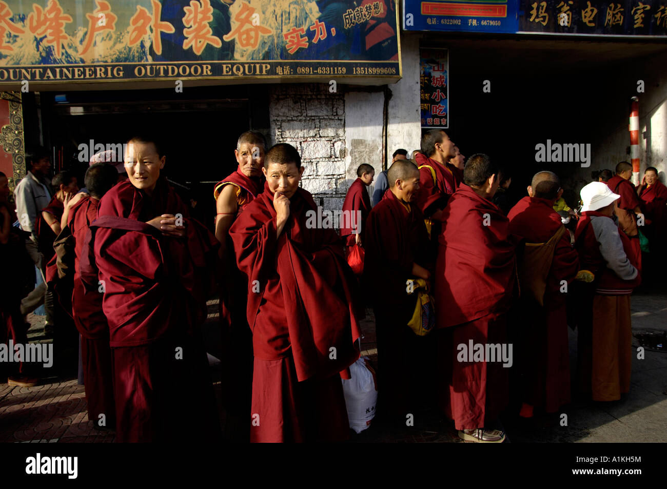 Eine Gruppe von buddhistischen Nonnen in Lhasa Tibet 22. Oktober 2006 Stockfoto