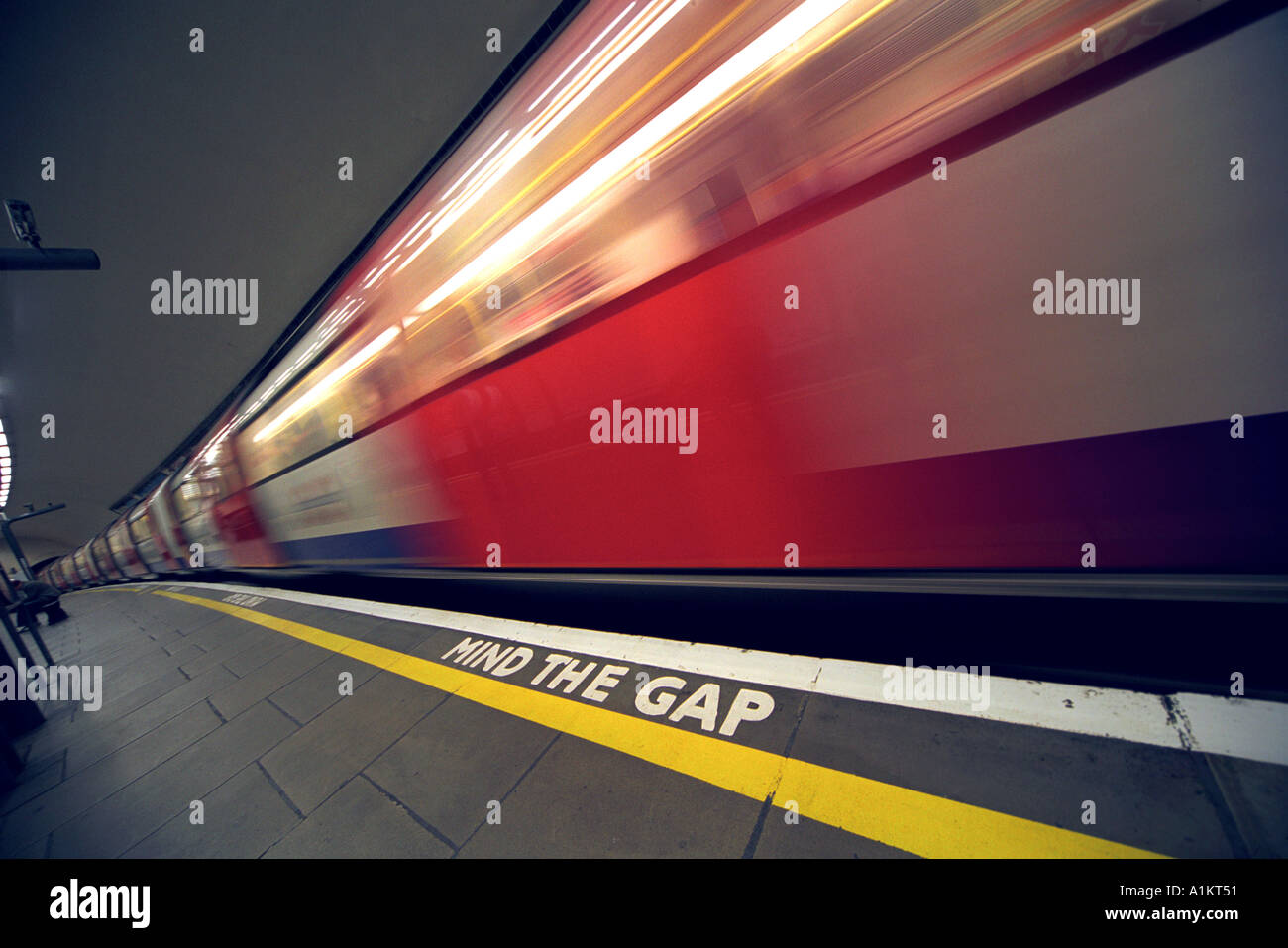 London Underground Plattform Großbritannien UK Stockfoto