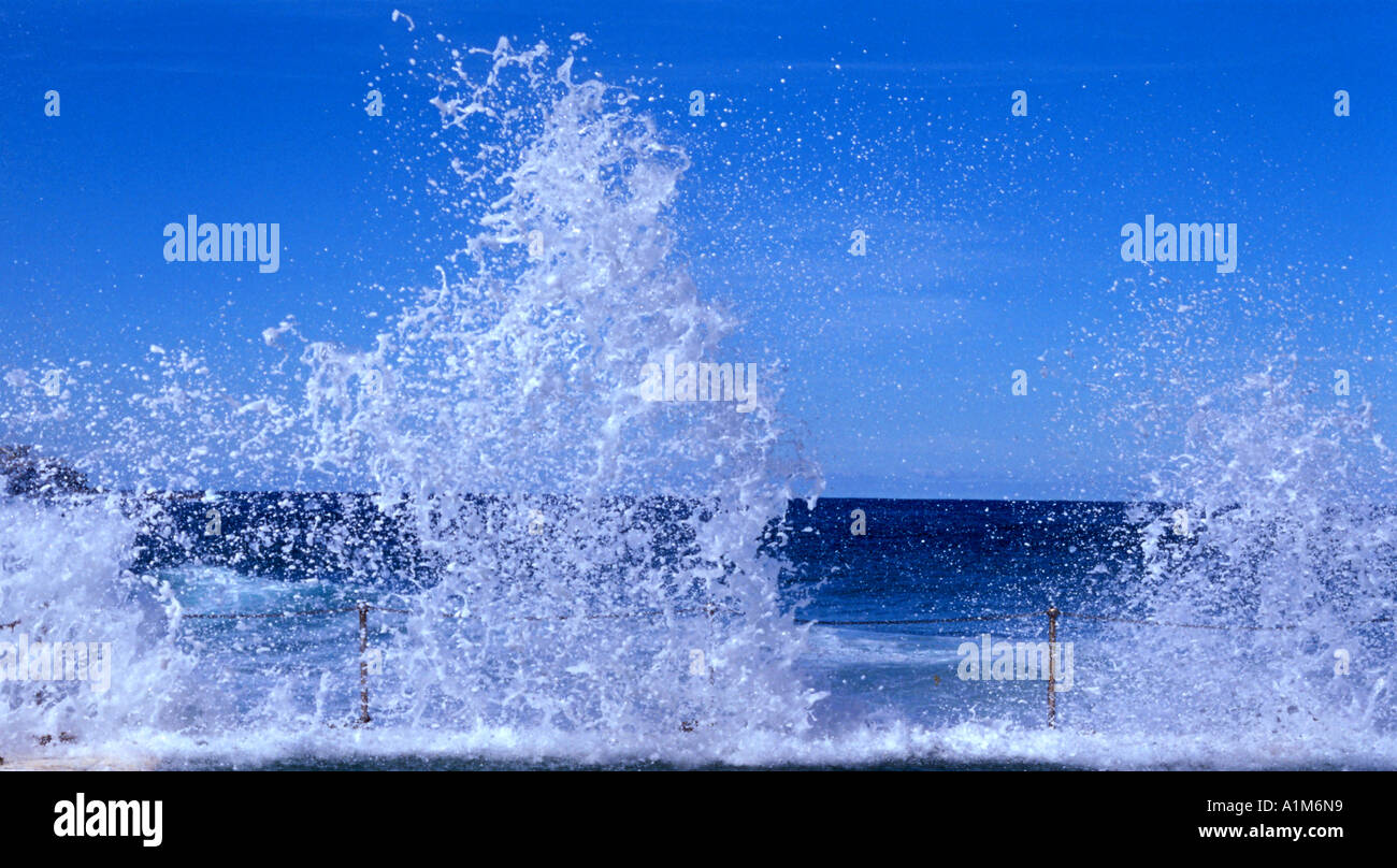 Eisberge Schwimmbad am Bondi Beach, Sydney, Australien. März 2005 Stockfoto