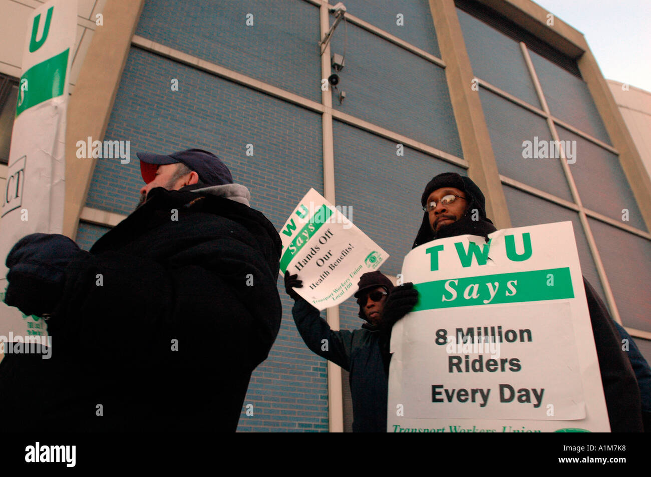 Transit-Gewerkschaft Mitglieder abgeholt Tduring 2005 NYC Transit strike Stockfoto