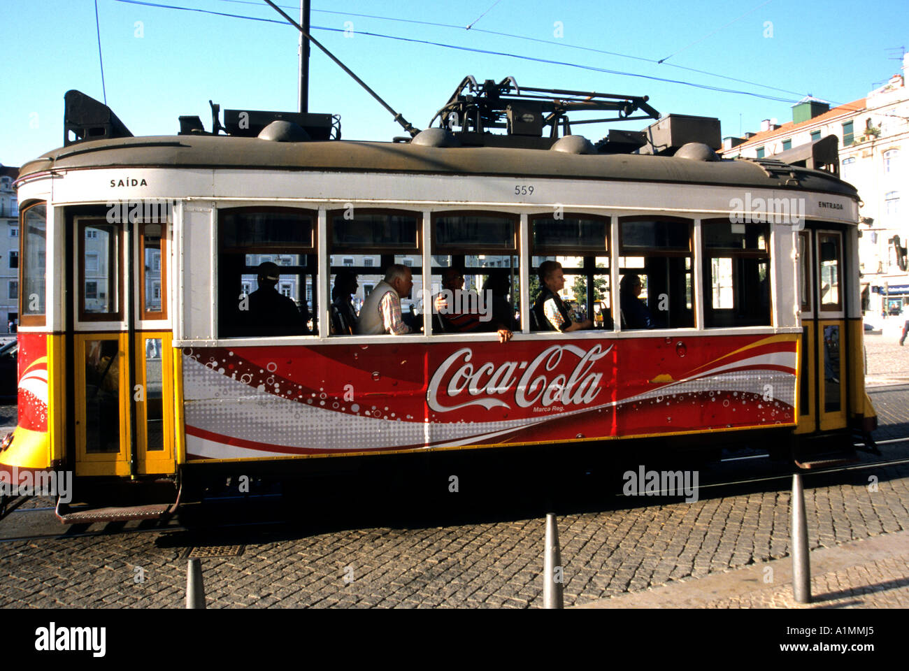 Estremadura Lissabon Straßenbahn-Triebwagen der Straßenbahn rot Stockfoto