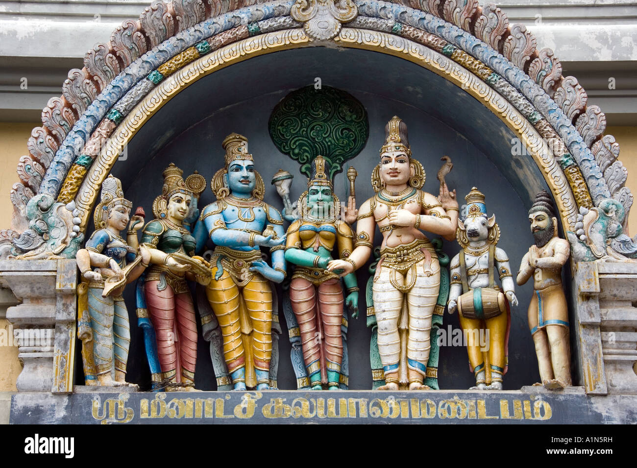 Hindu-Gottheiten in der Minakshi-Sundareshvara-Tempel in Madurai in der Region Tamil Nadu, Südindien Stockfoto