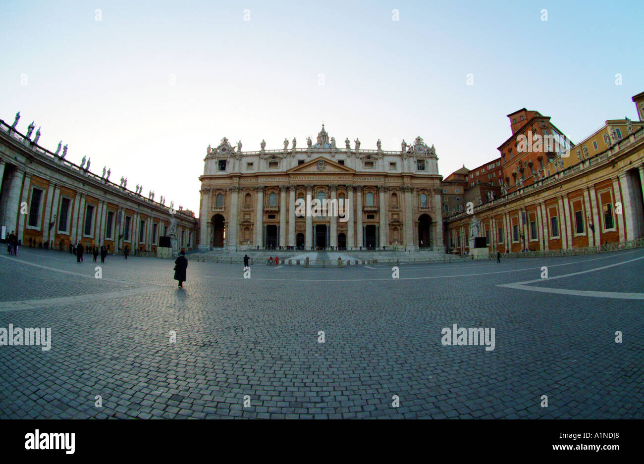 Saint Peters Platz Piazza San Pietro Gebäude-Architektur der Vatikan il Vaticano Roma Rom Italien italienische Stadt Hauptstadt Cathol Stockfoto