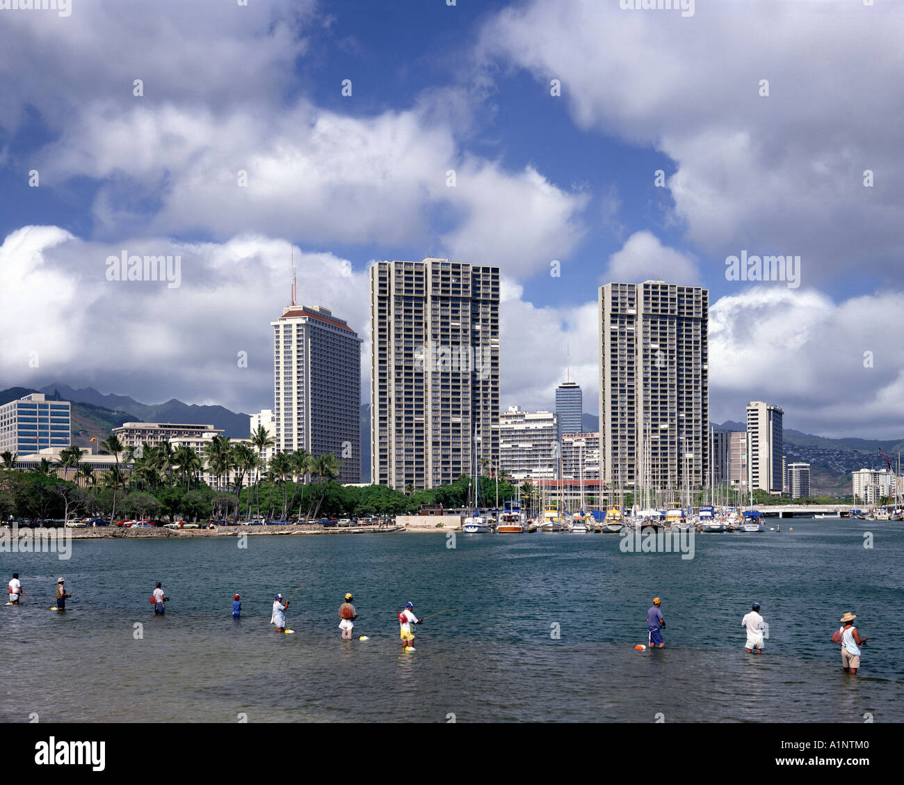 USA - HAWAII: Ala Wai Hafen am Waikiki Stockfoto