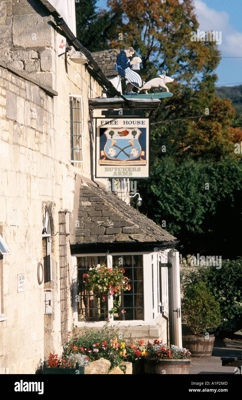 Pub in den Cotswolds in England Stockfoto