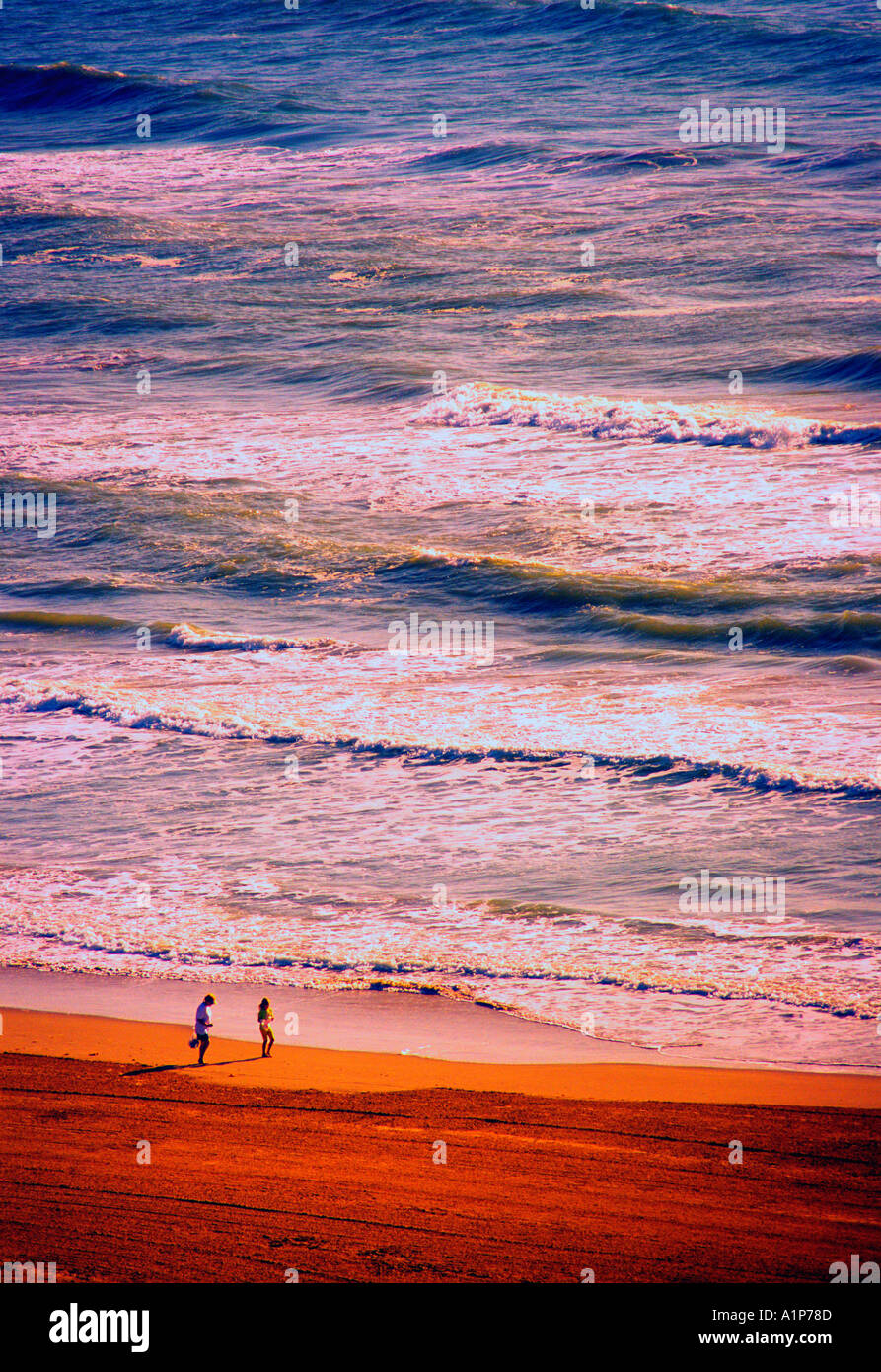 Paar zu Fuß zum Strand South Padre Island, Texas Stockfoto