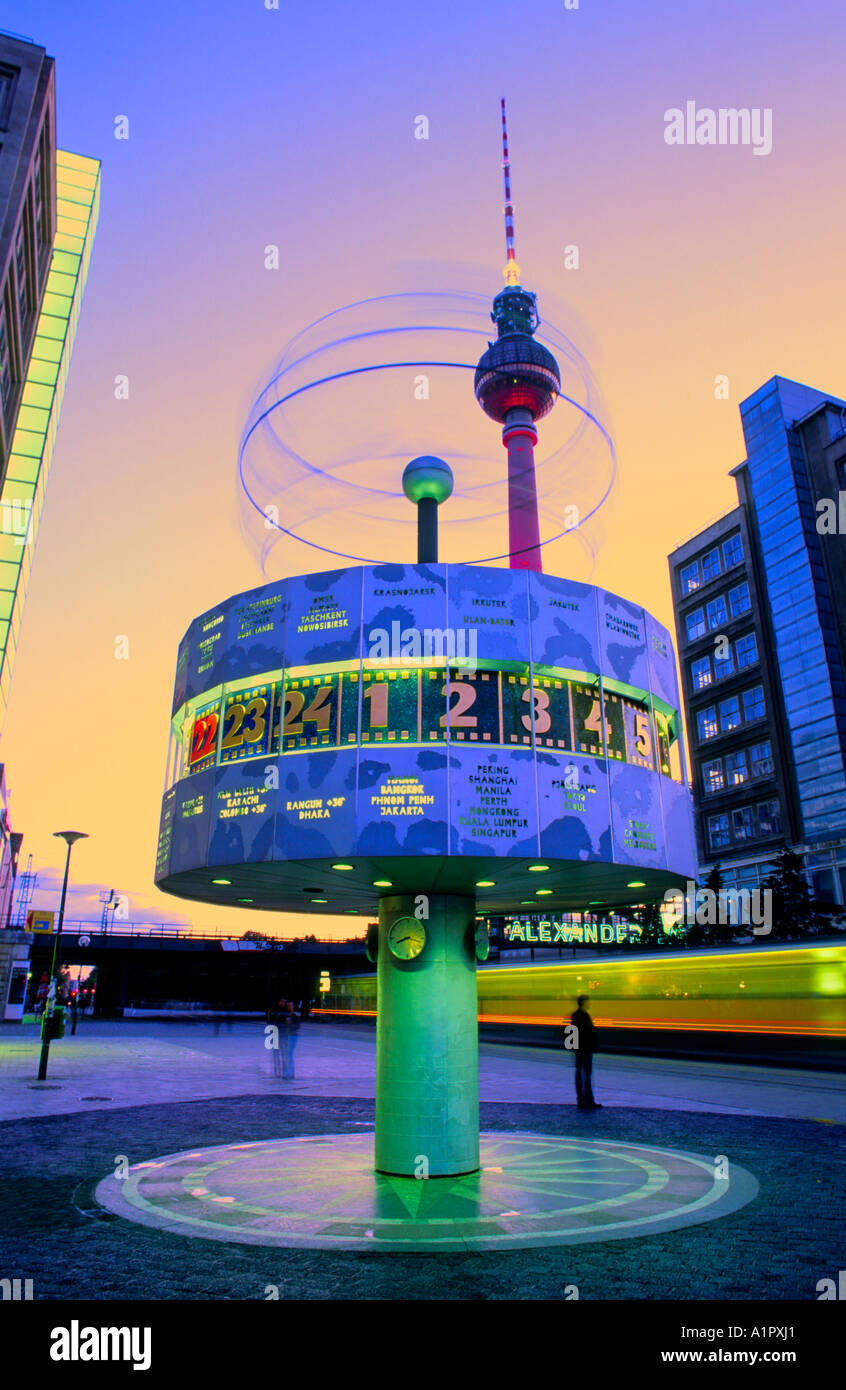 World Watch, Alexander Platz, Berlin, Deutschland, Europa Stockfoto