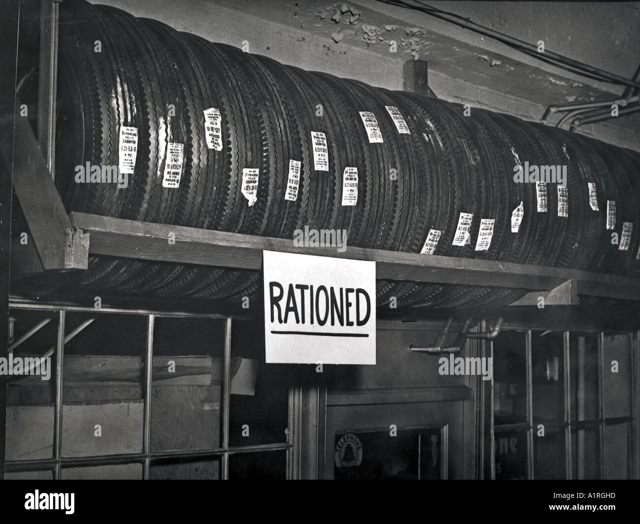 Rationierte Reifen während des zweiten Weltkriegs Stockfoto