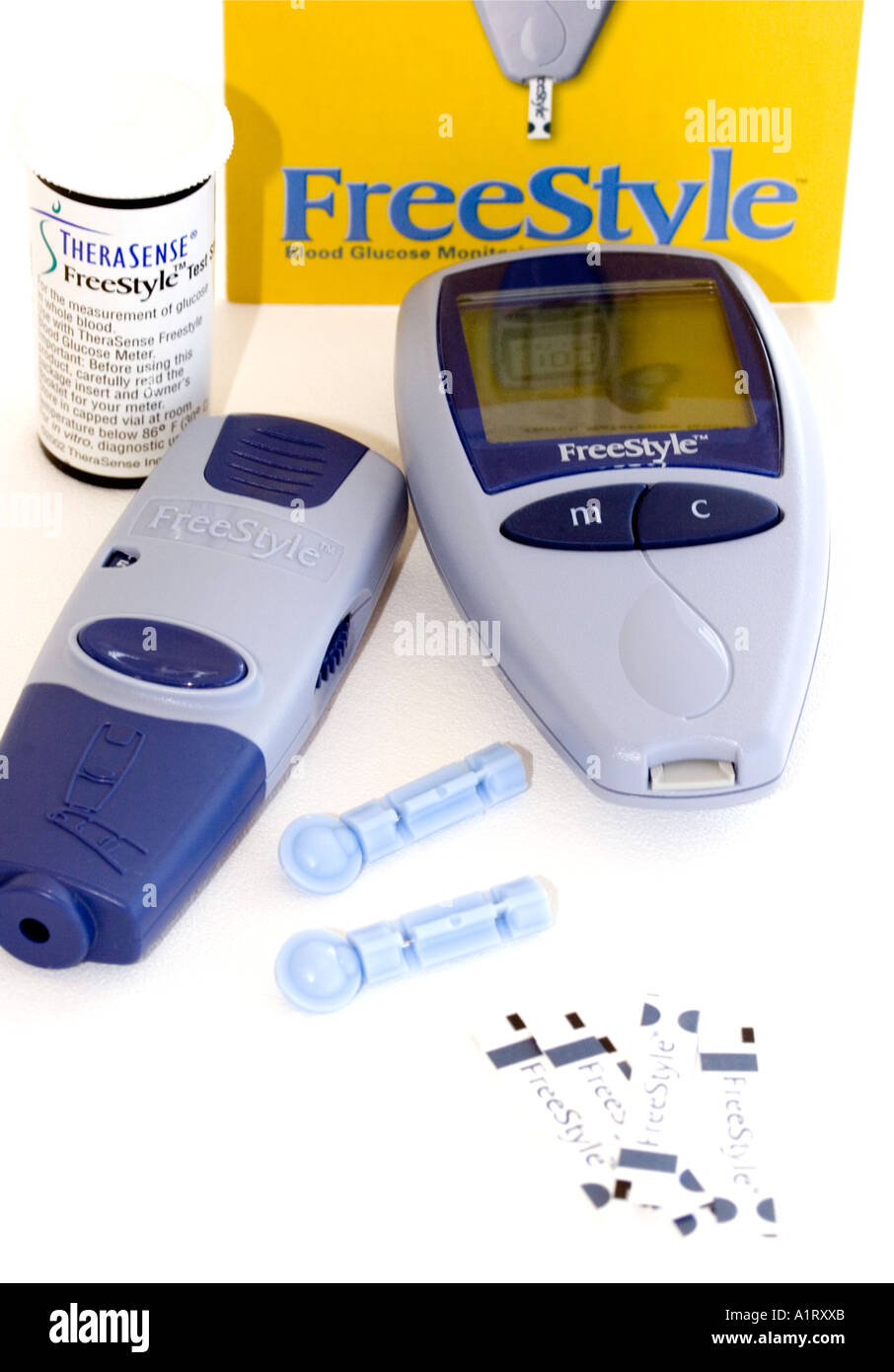 Diabetes-Test-Kits und Blutzuckermessgerät Stockfoto