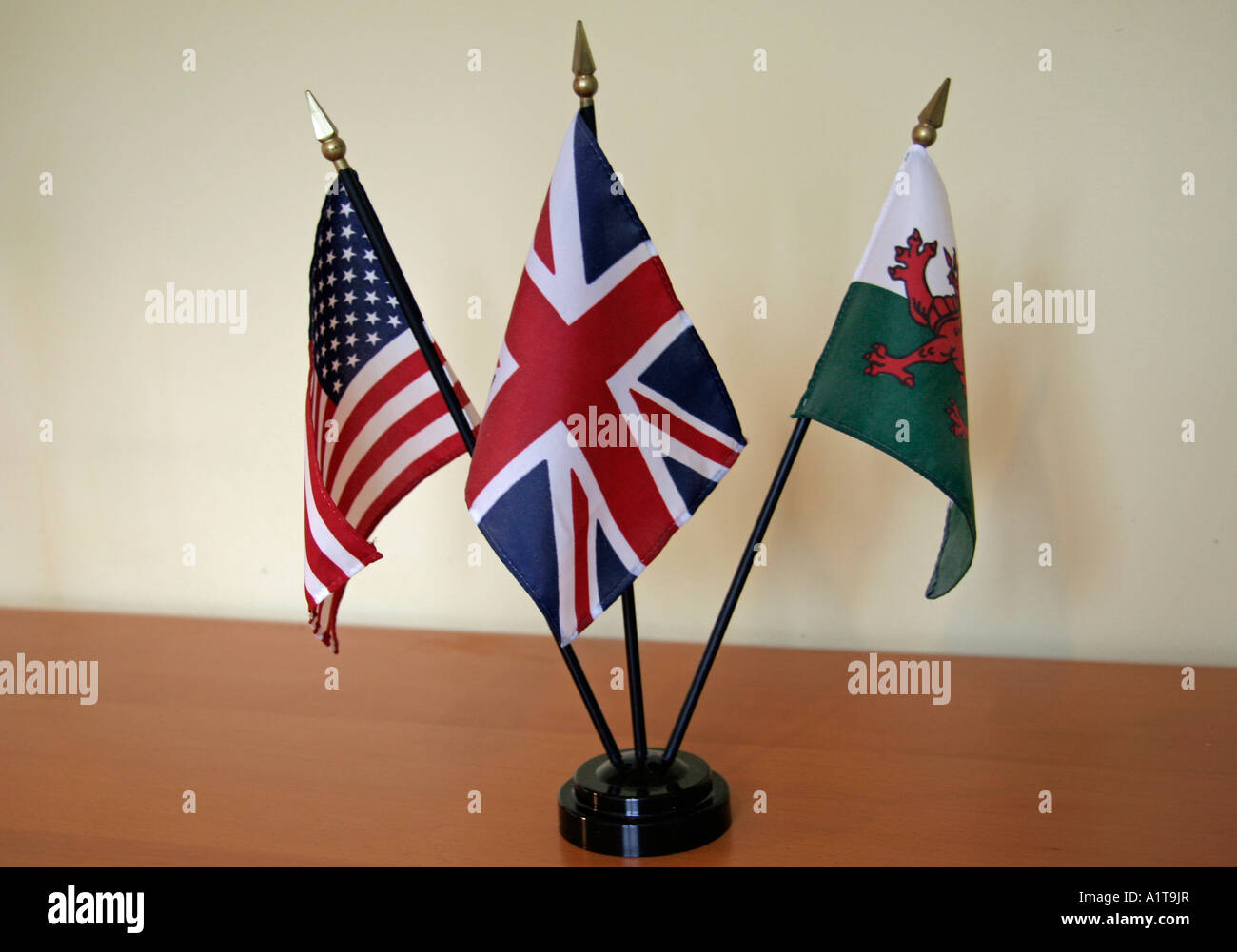 Flaggen der USA Wales UK Stockfoto