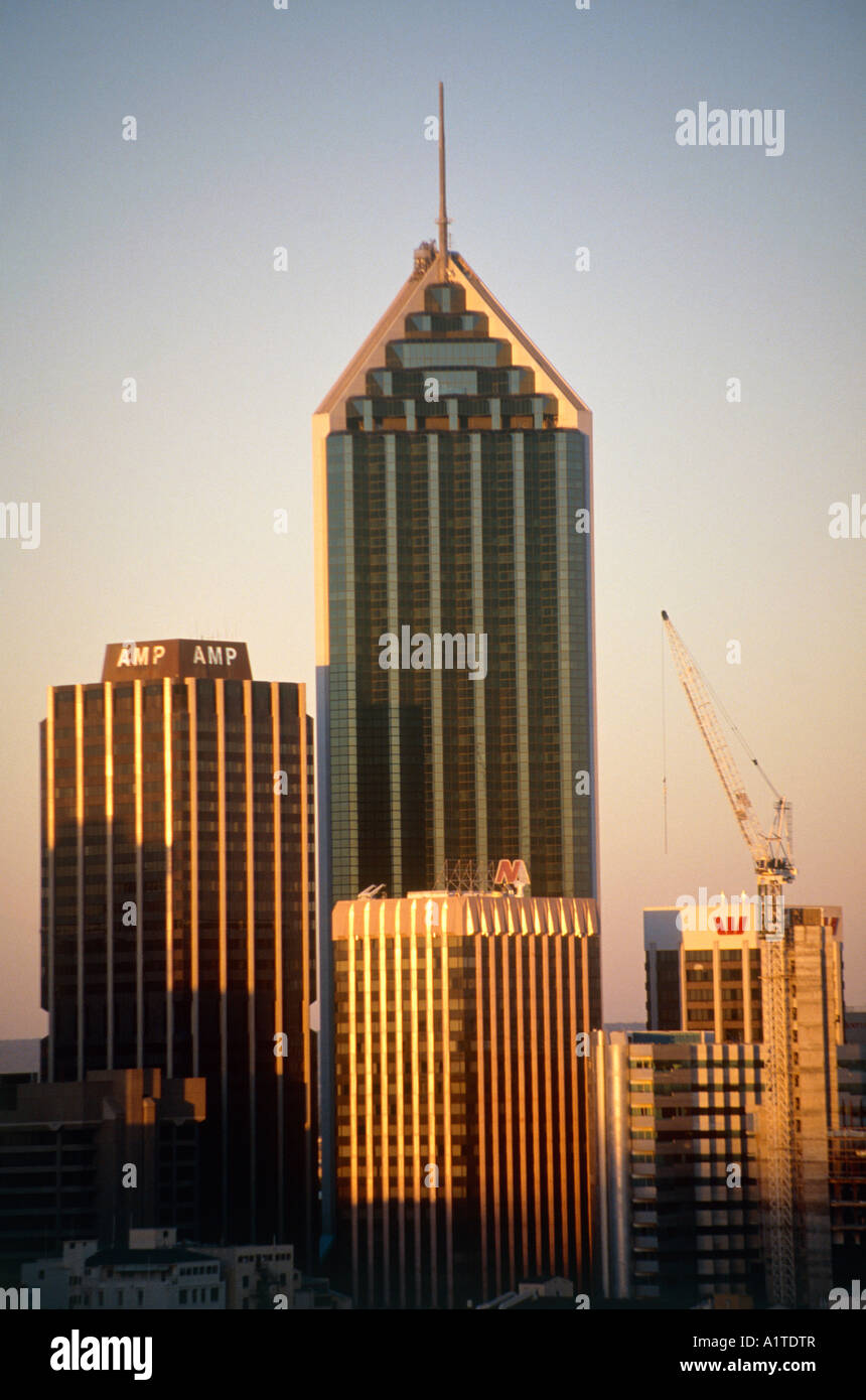 high-Rise Bürogebäude am Abend Stadt Perth Bundesstaat western Australia-Australien Stockfoto