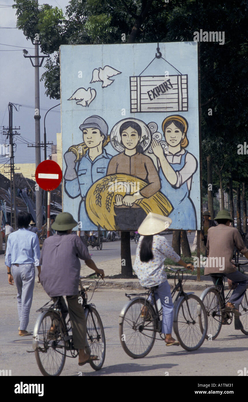 EXPORT-Wandbild IN HANOI VIETNAM August 1991 Stockfoto