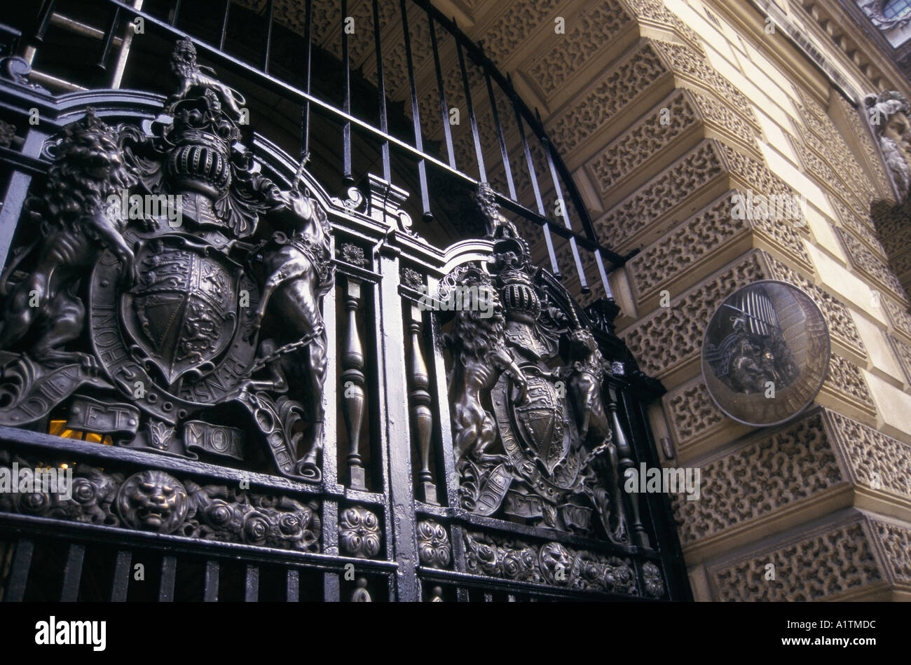 TREASURY WHITEHALL 1995 TREASURY GATES LONDON Stockfoto