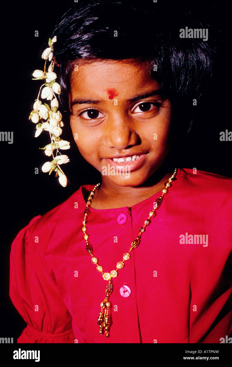 1, 1, indische Mädchen, Mädchen, Mädchen, Kind, Sri Mahamariamman Tempel, Hindu Tempel, Kuala Lumpur, Bundesgebiet, Malaysia, Asien Stockfoto