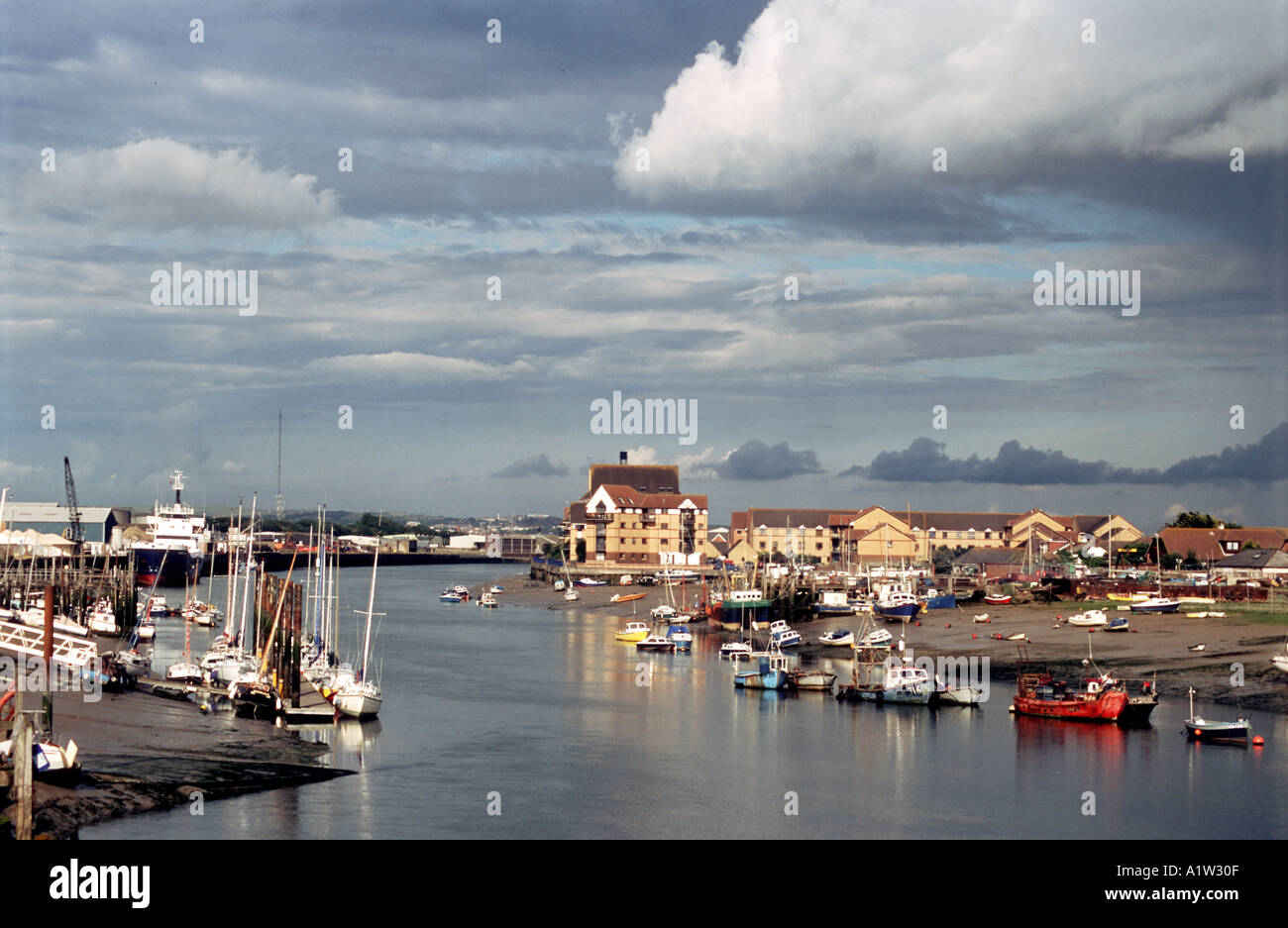 Adur Fluss Shoreham Becken Eingang zu den docks Stockfoto