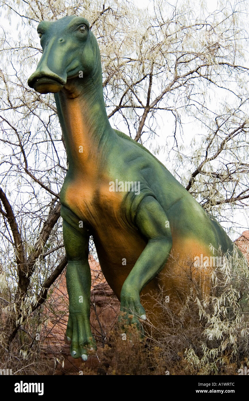 Ein Replikat einer Ente in Rechnung gestellt Dinosaurier an der Calgary Zoo Prehistoric Park in Calgary Alberta Kanada Stockfoto