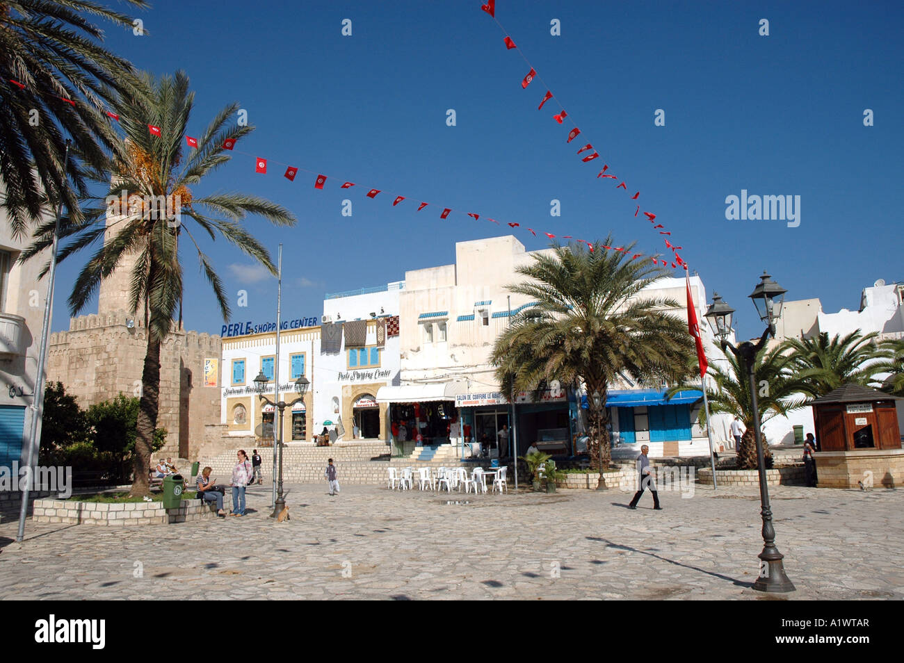 Medina und Ribat Turm auf der linken Seite in Sousse Stadt in Tunesien Stockfoto