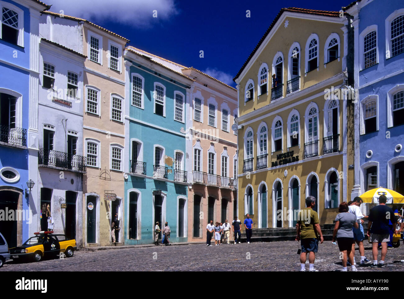 Gepflasterten Straßen und koloniale Architektur, Largo de Pelourinho, Salvador, Bahia, Brasilien Stockfoto