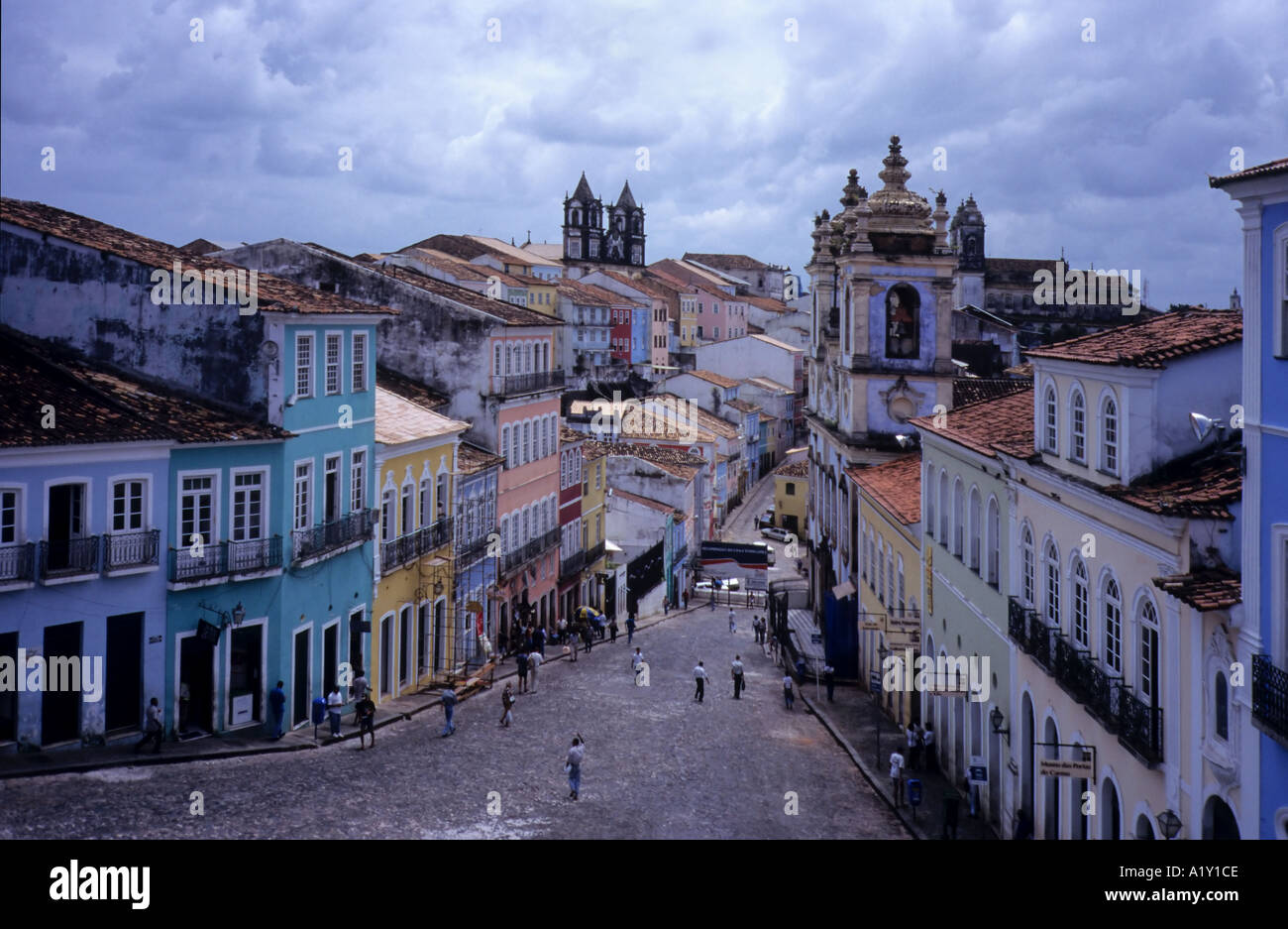 Gepflasterten Straßen und koloniale Architektur, Largo de Pelourinho, Salvador, Bahia, Brasilien Stockfoto