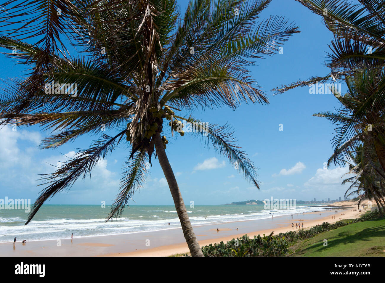 Strand in der Nähe des Hotel Vila do Mar mit Blick auf Ponta Negra, Via Costeira, Natal, Rio Grande do Norte, Brasilien Stockfoto