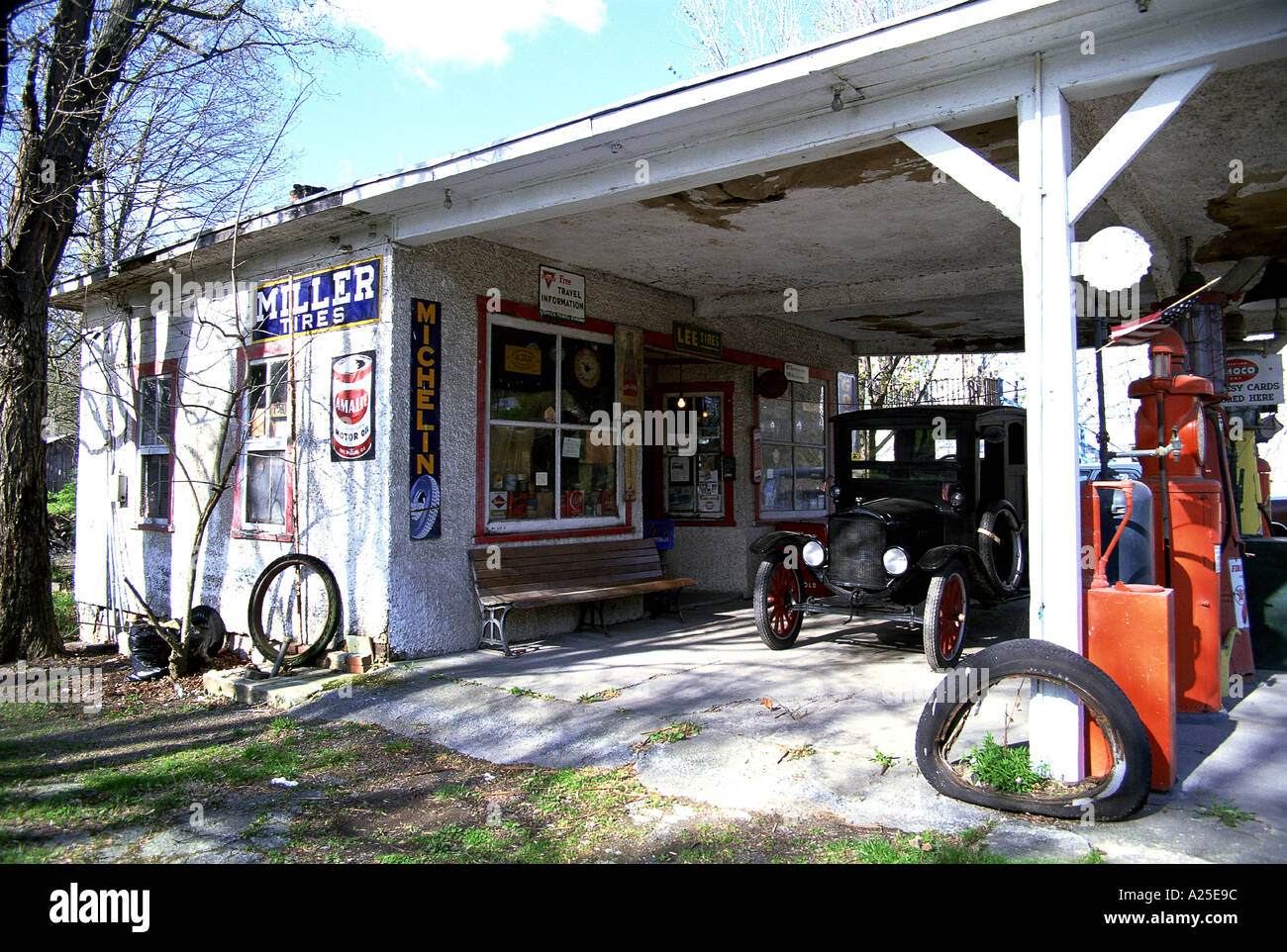 HISTORISCHE TANKSTELLE WEST VIRGINIA USA Stockfoto