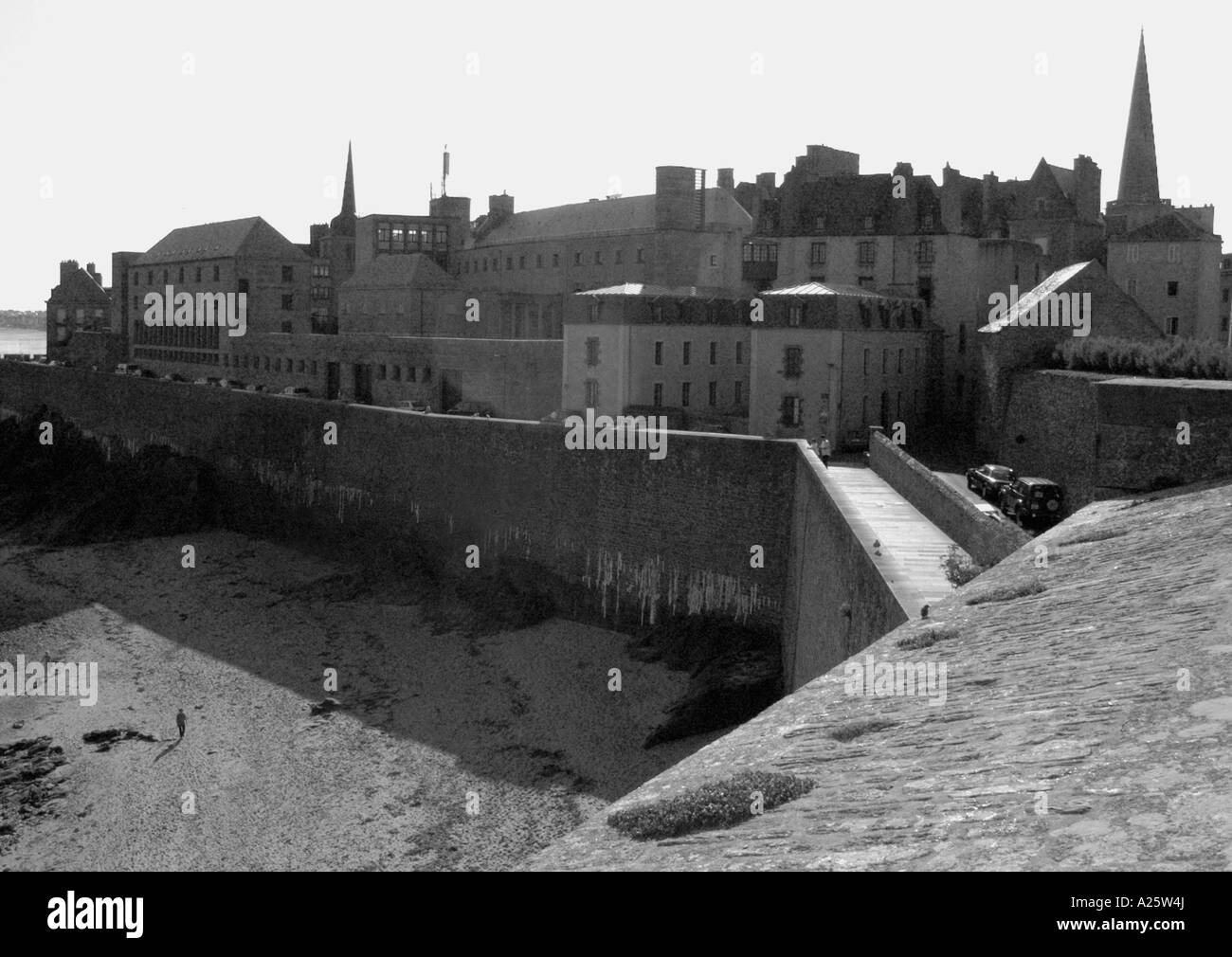 Charakteristische Ansicht Saint-Malo aus Intra Muros Sant Maloù Breton Bretagne Bretagne Ärmelkanal Nordeuropa Westfrankreich Stockfoto