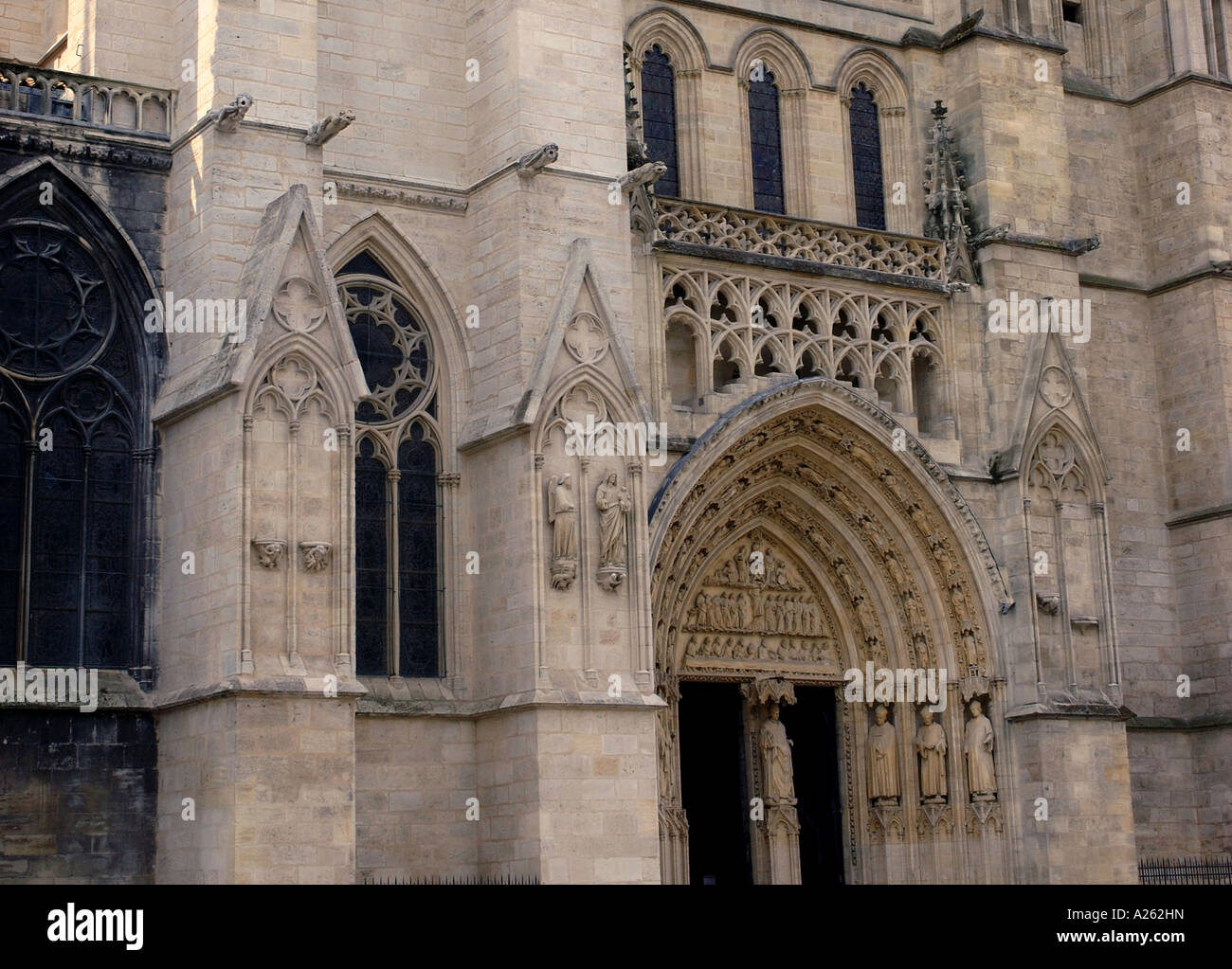 Charakteristischen Blick auf die Kathedrale St. Saint Andre Bordeaux Aquitaine Südwest-Frankreich Europa Stockfoto