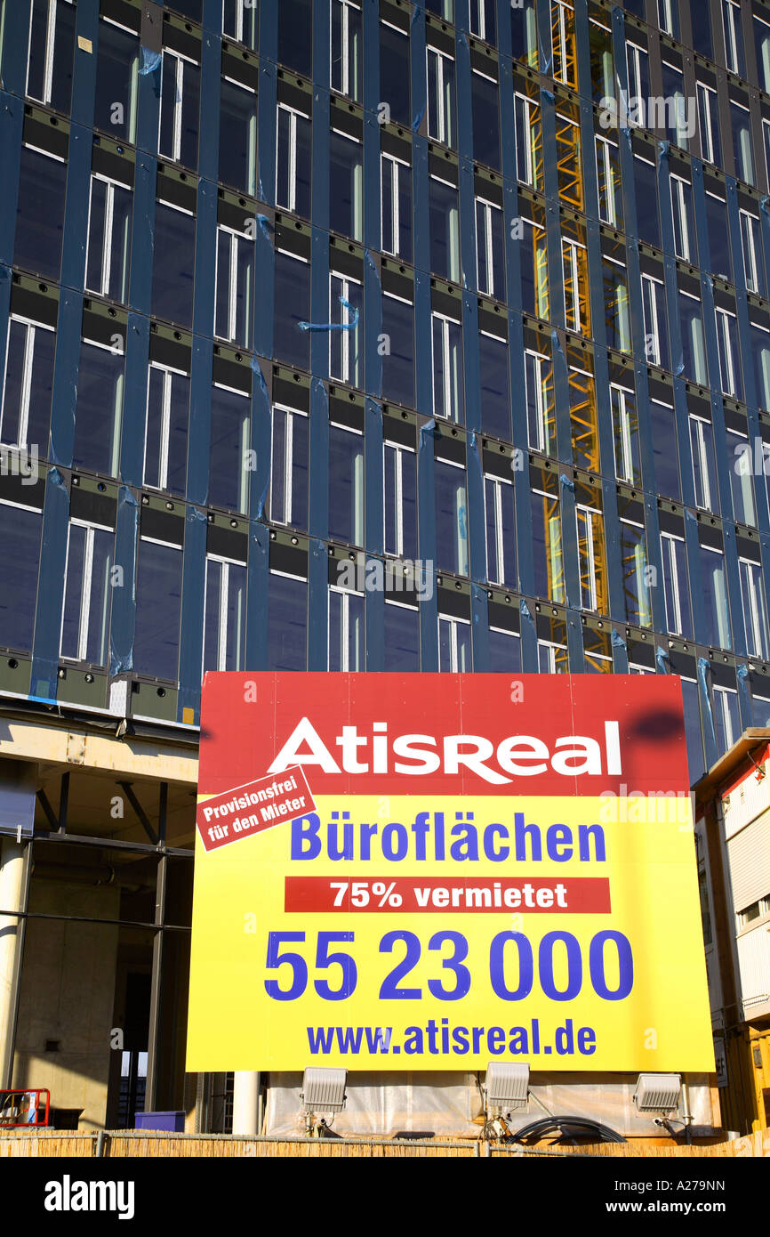 Logo der Atisreal, Büro Raum Immobilienmakler Stockfoto
