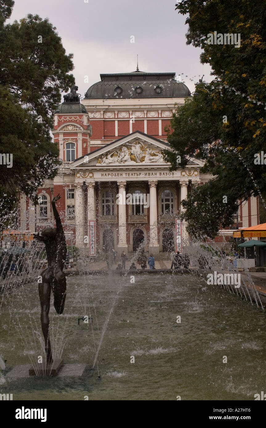 Ansicht des Nationaltheaters in des Arztes Garten Bezirk sofia Stockfoto