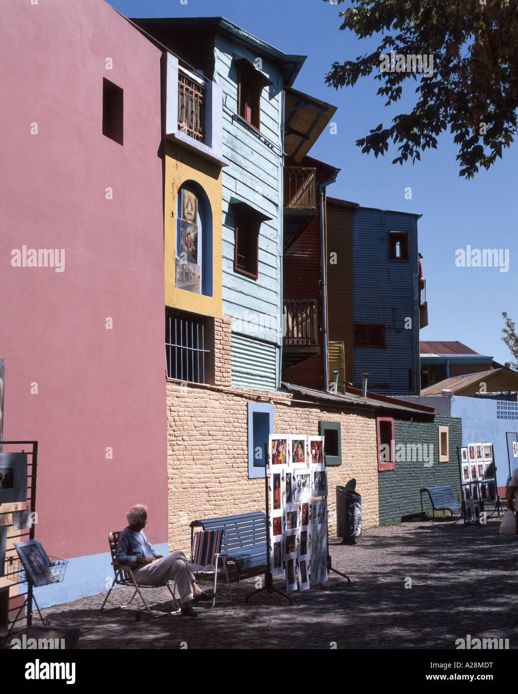 Pastellfarbenen Gebäude, Straße Caminito, La Boca District, Buenos Aires, Argentinien Stockfoto